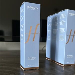 Hydrinity Renewing HA Serum